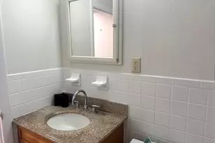 1285 Lawrence St, Lowell, MA 01852 - Photo 11