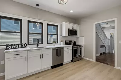 61 W Glen St, Holyoke, MA 01040 - Photo 1