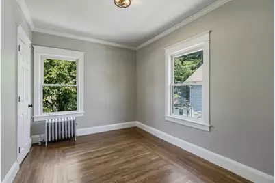 61 W Glen St, Holyoke, MA 01040 - Photo 21