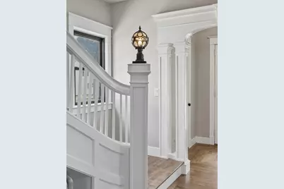 61 W Glen St, Holyoke, MA 01040 - Photo 11