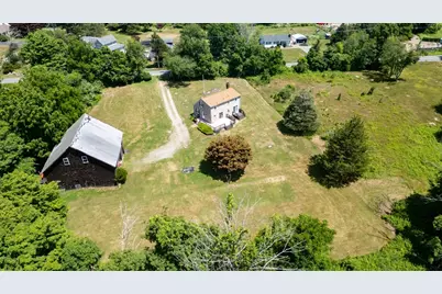 72 New St, Rehoboth, MA 02769 - Photo 5