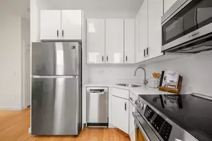 107 Jersey St, Boston, MA 02215 - Photo 9
