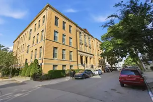 350 W 4th, Boston, MA 02127 - Photo 5