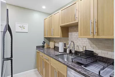 350 W 4th #310, Boston, MA 02127 - Photo 7