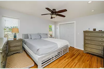 1019 Main Rd, Tiverton, RI 02878 - Photo 15
