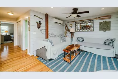 1019 Main Rd, Tiverton, RI 02878 - Photo 5