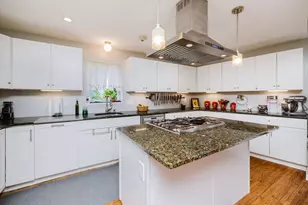 1019 Main Rd, Tiverton, RI 02878 - Photo 3