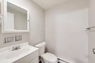 30 Clayton St, Springfield, MA 01107 - Photo 7