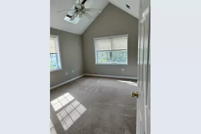 55 Dutton St, Malden, MA 02148 - Photo 9