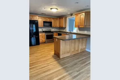 55 Dutton St, Malden, MA 02148 - Photo 3