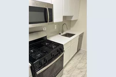 6 Whittier Pl #17G, Boston, MA 02114 - Photo 7