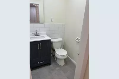 6 Whittier Pl #17G, Boston, MA 02114 - Photo 9