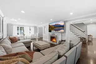 406 Pleasant St, Framingham, MA 01701 - Photo 5