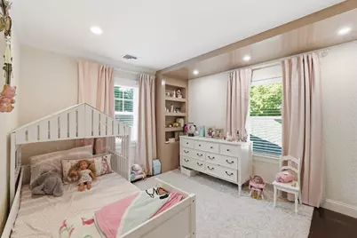 406 Pleasant St, Framingham, MA 01701 - Photo 27