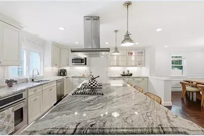 406 Pleasant St, Framingham, MA 01701 - Photo 17