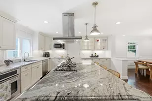 406 Pleasant St, Framingham, MA 01701 - Photo 17