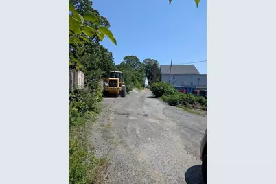 57-Rr Grove St, Salem, MA 01970 - Photo 27
