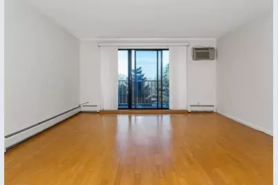 151 Coolidge Ave #303, Watertown, MA 02472 - Photo 3