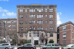 1999 Commonwealth Ave, Boston, MA 02135 - Photo 15