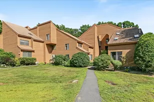 53 Clement Ct, Haverhill, MA 01832 - Photo 3