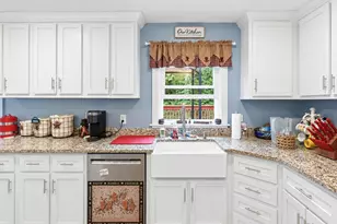 39 Stafford St, Charlton, MA 01507 - Photo 21