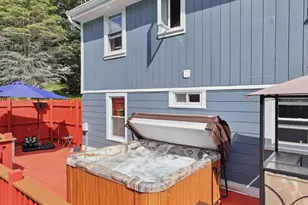 39 Stafford St, Charlton, MA 01507 - Photo 9