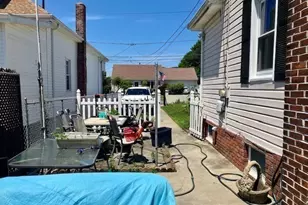 76 Capitol St, New Bedford, MA 02744 - Photo 3