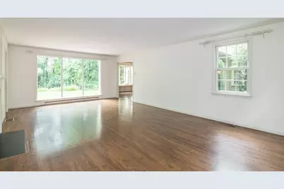 100 Hilltop Rd, Longmeadow, MA 01106 - Photo 7