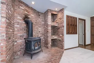 100 Hilltop Rd, Longmeadow, MA 01106 - Photo 23