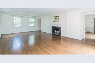 100 Hilltop Rd, Longmeadow, MA 01106 - Photo 9
