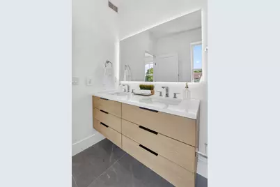 325A Alewife Brook Pkwy #A, Somerville, MA 02144 - Photo 39