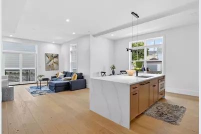 325A Alewife Brook Pkwy #A, Somerville, MA 02144 - Photo 11