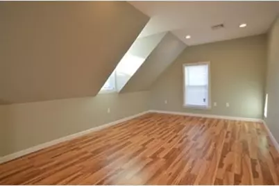 32 Roundy #2, Beverly, MA 01915 - Photo 5