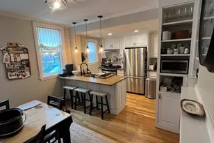 2 Lyndeboro Pl, Boston, MA 02116 - Photo 9