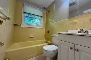 9 Lowell St, Woburn, MA 01801 - Photo 11