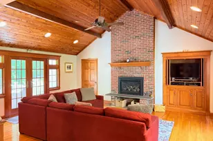 19 Bubbling Brook Rd, Walpole, MA 02081 - Photo 3