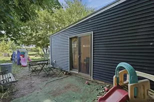 28 Shepard St, Westfield, MA 01085 - Photo 35