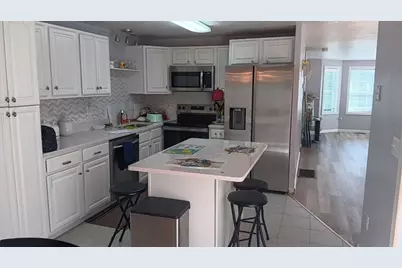 55 Ledgecrest Dr #55, Worcester, MA 01603 - Photo 3