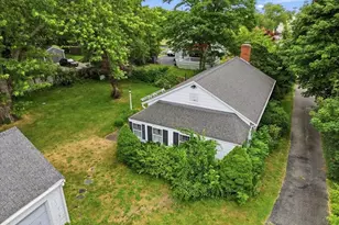 127 Pine Ave, Barnstable, MA 02601 - Photo 25