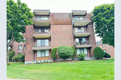 1006 Paradise Rd #4PN, Swampscott, MA 01907 - Photo 3