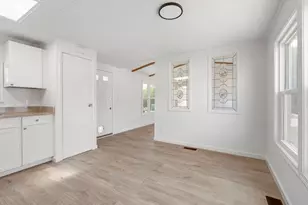 85 Amherst Ave, Taunton, MA 02780 - Photo 11