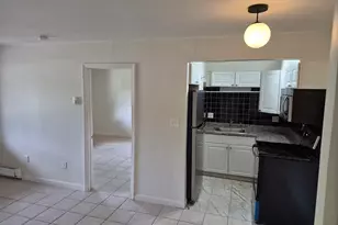 15 Arizona Terrace, Arlington, MA 02474 - Photo 3