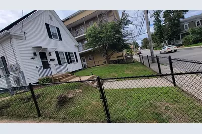 273 Pleasant St, Gardner, MA 01440 - Photo 5