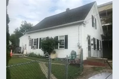 273 Pleasant St, Gardner, MA 01440 - Photo 3