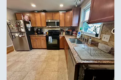 32 Madison Ave #2, Watertown, MA 02472 - Photo 3
