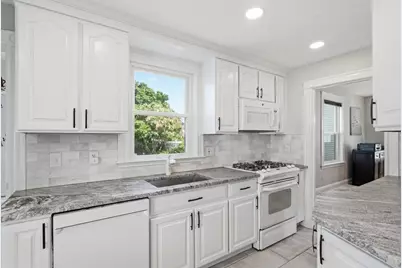 52 Pebble Ave, Winthrop, MA 02152 - Photo 7
