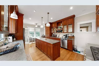 104 Englewood Ave, Boston, MA 02135 - Photo 9