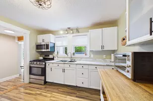 22 County Rd, Freetown, MA 02717 - Photo 15