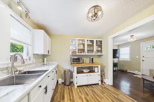 22 County Rd, Freetown, MA 02717 - Photo 17