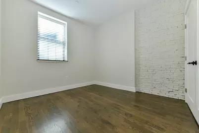 40 Fleet St #3, Boston, MA 02109 - Photo 5